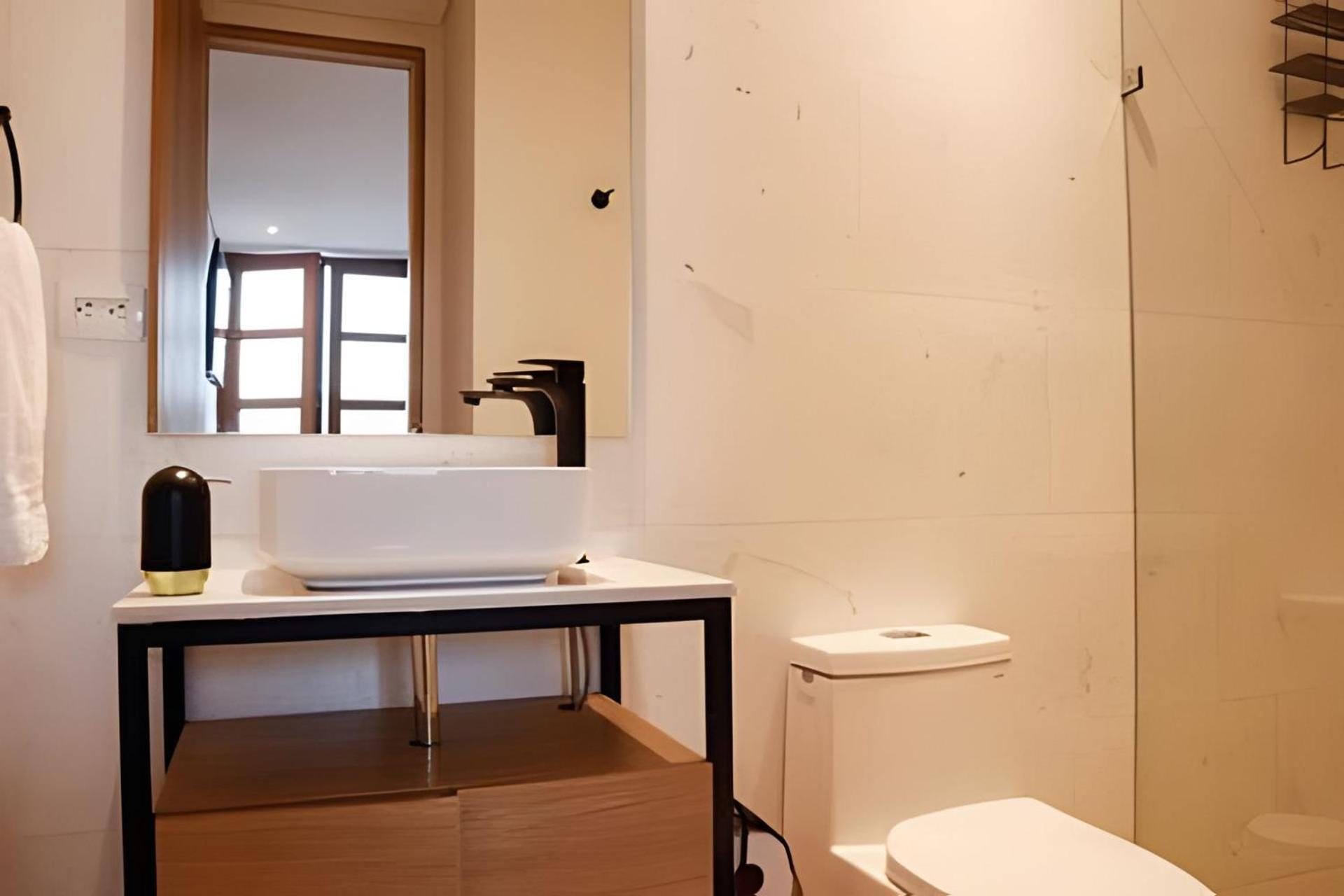 Relaxing New W/ Balcony In Getsemani! Apartamento Cartagena